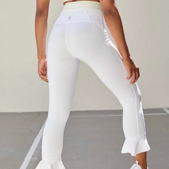 Free People Ruffle Hem Sanctuary Leggings White - Picture 14 of 16